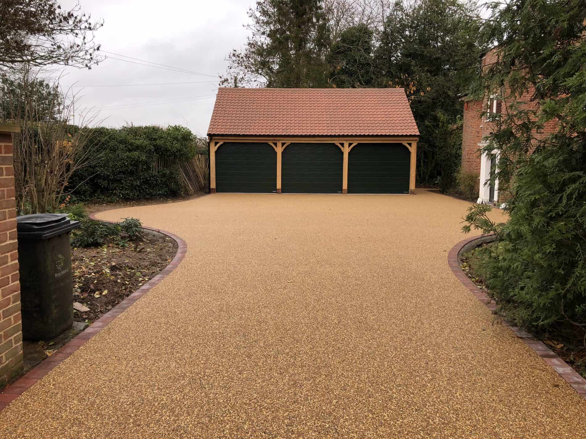 resin driveway contractors